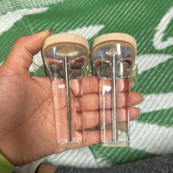 Lucite heels - Picture 7 of 7